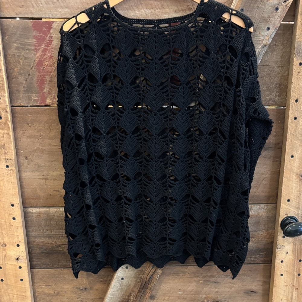 Like new hand, crocheted cotton sweater